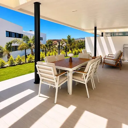 Modern Luxury - Camarate Hills